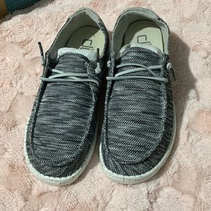 Hey dude shoes